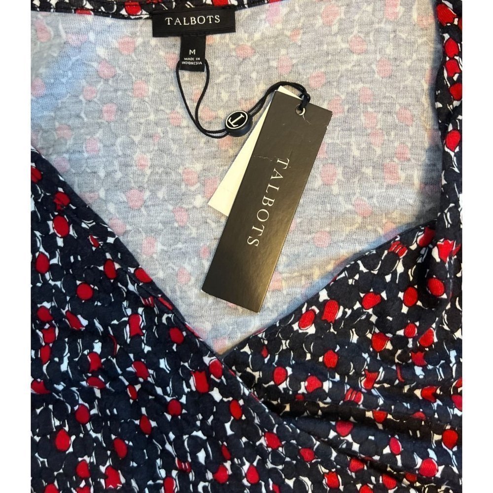 TALBOT'S Women's Red/blue/white Pattern V-neck Stretch Top Size Medium NWT - Picture 4 of 7